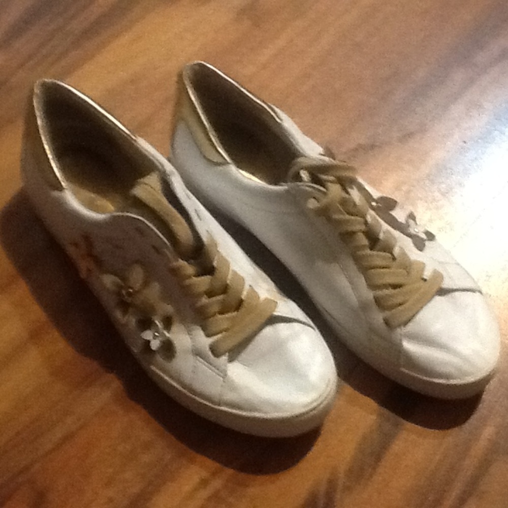 MICHAEL KOR SNEAKERS  WOMENS SIZE 8